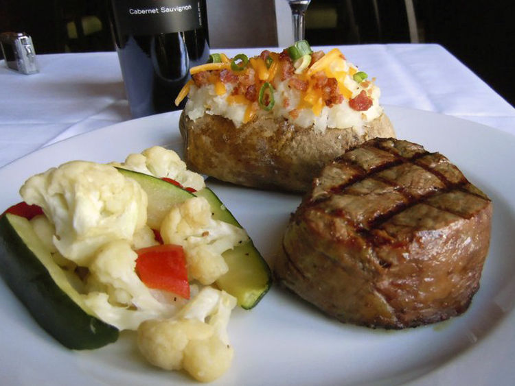 Steakhouse: Jimm’s Steakhouse & Pub